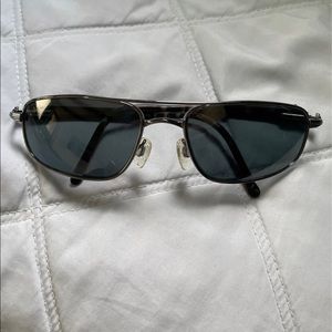 Maui Jim sun glasses.